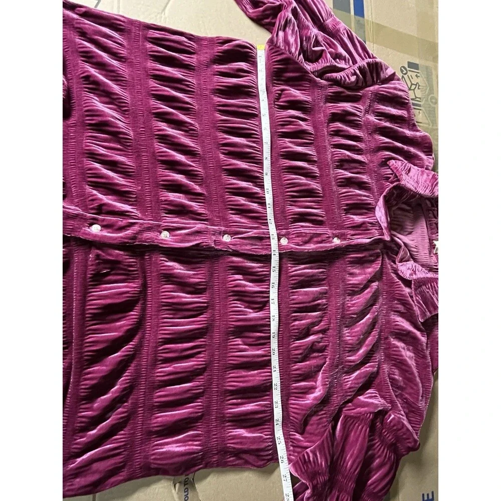 BiBi Love The Drama Hibiscus Purple Velvet Blouse XL - Picture 11 of 11